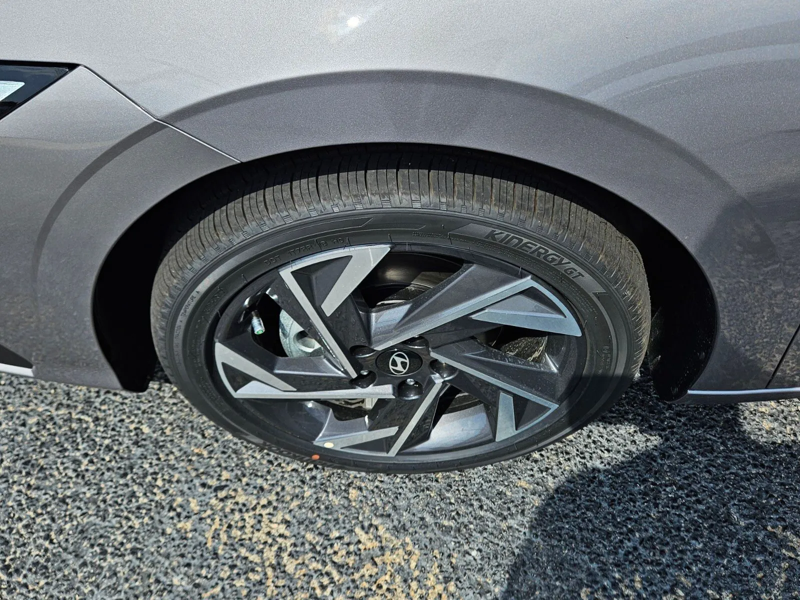 2025 Hyundai Elantra Blue - Photo 16