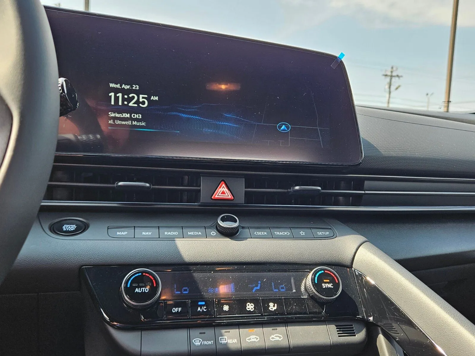 2025 Hyundai Elantra Blue - Photo 18