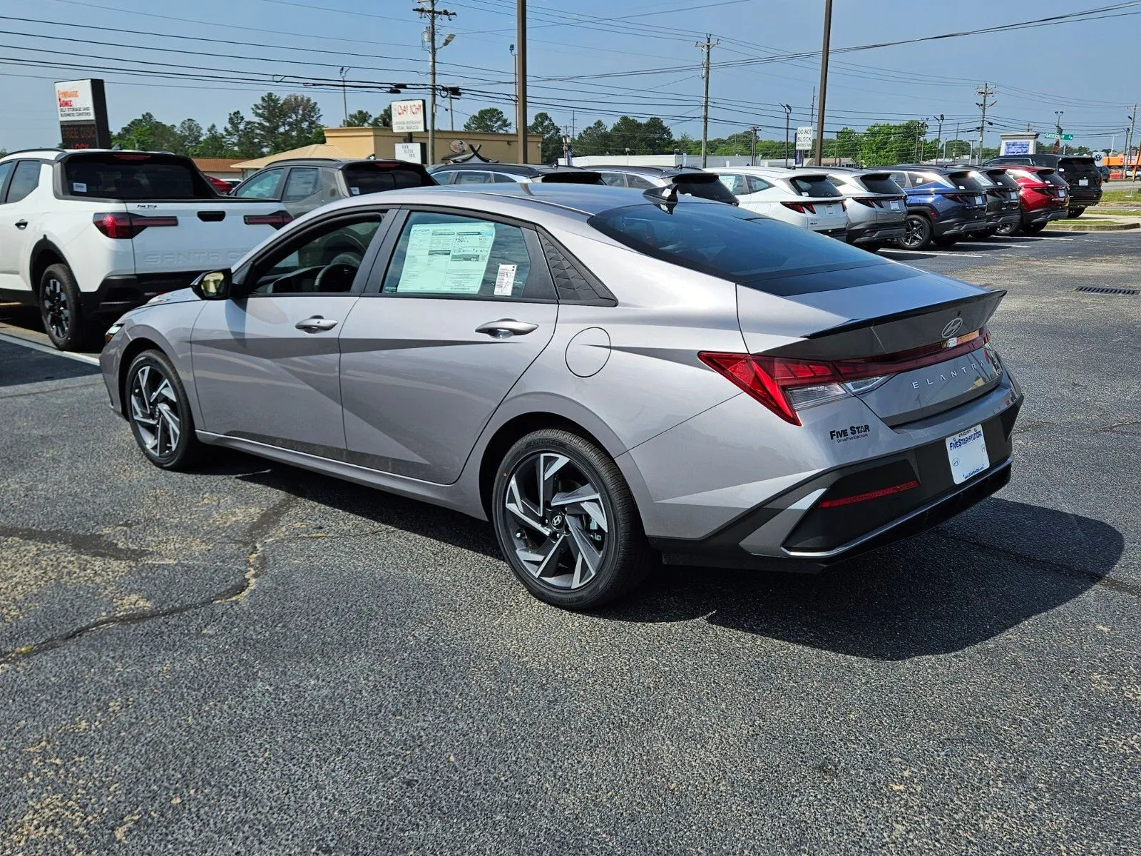 2025 Hyundai Elantra Blue - Photo 9
