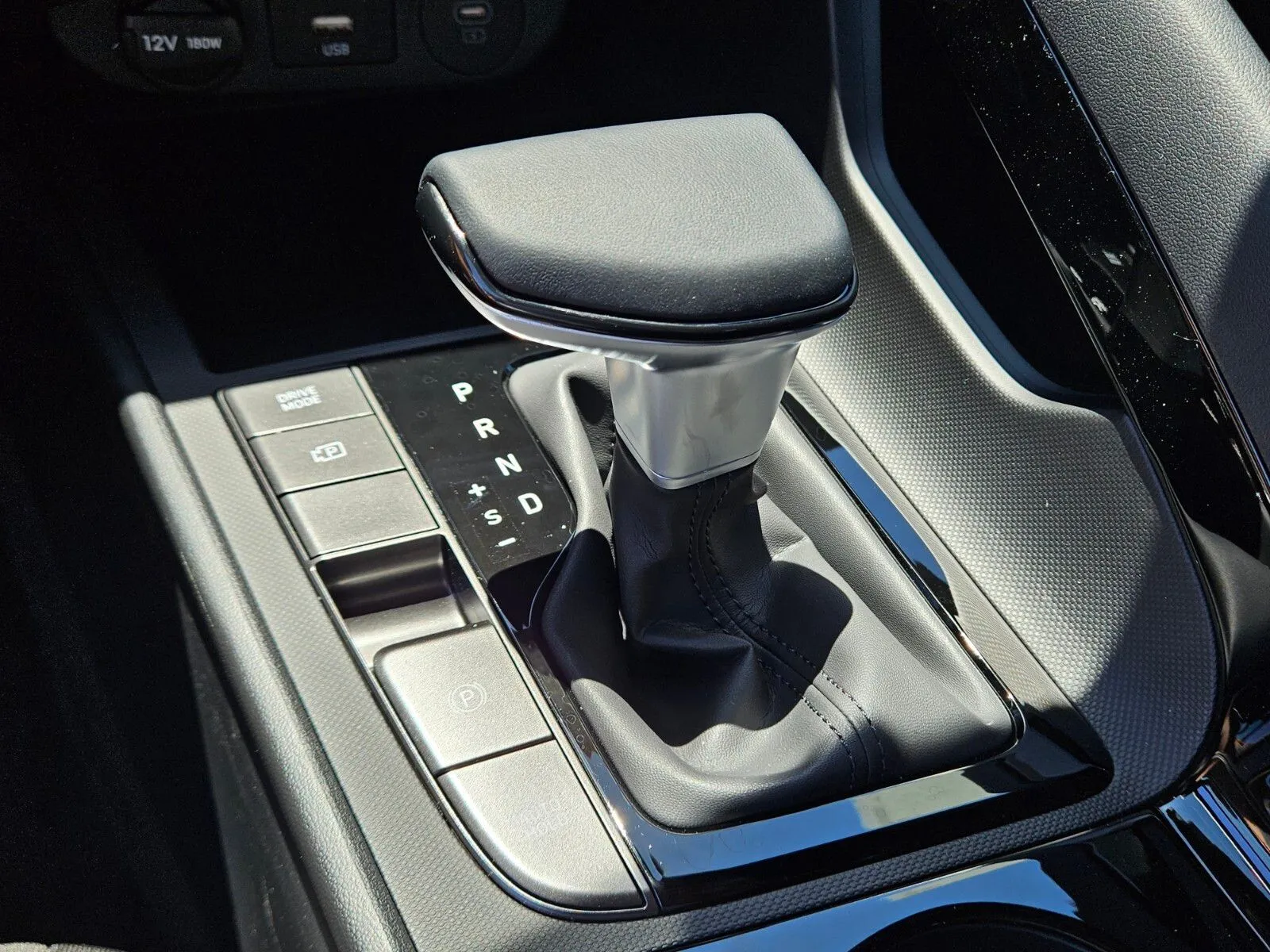 2025 Hyundai Elantra Blue - Photo 22