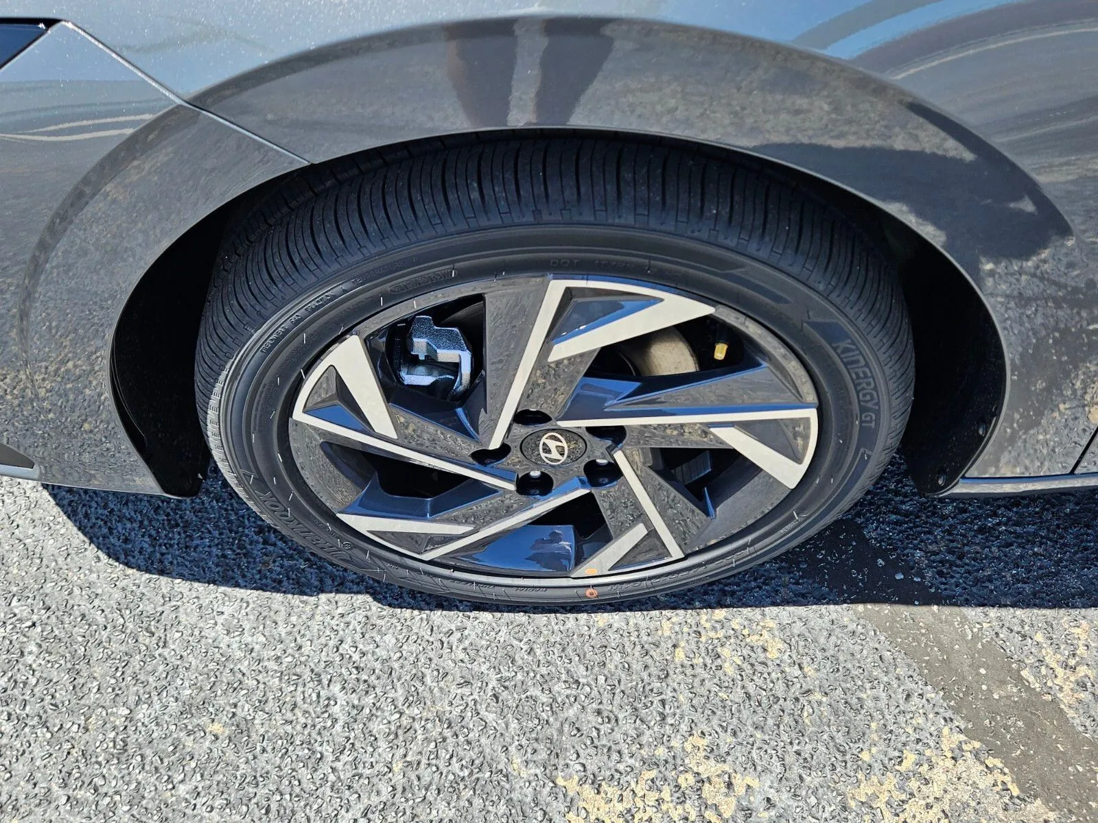 2025 Hyundai Elantra Blue - Photo 16