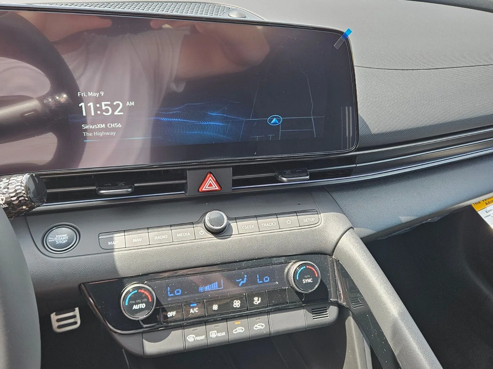 2025 Hyundai Elantra Blue - Photo 18