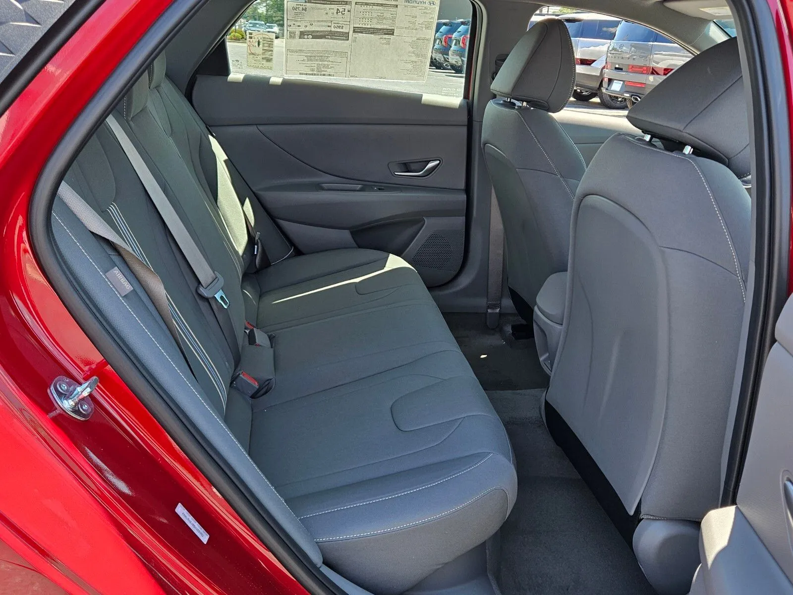 2025 Hyundai Elantra Blue - Photo 14