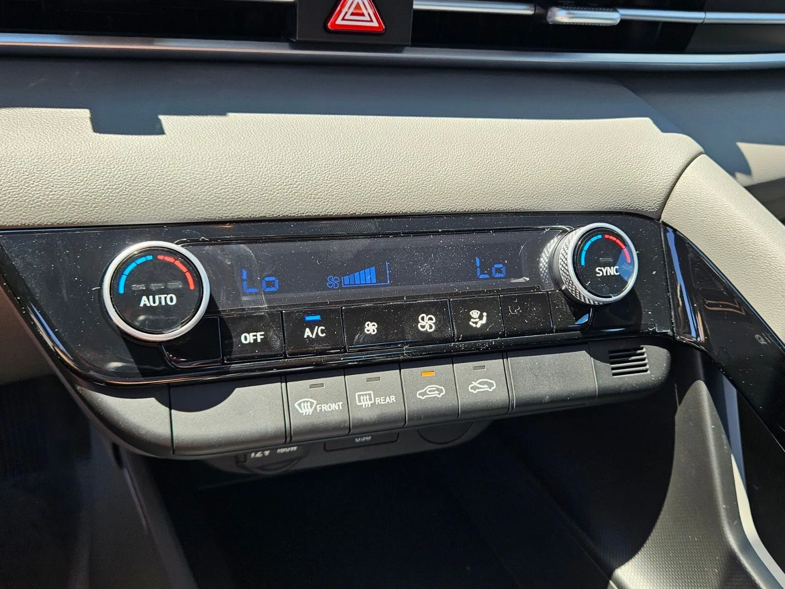 2025 Hyundai Elantra Blue - Photo 20