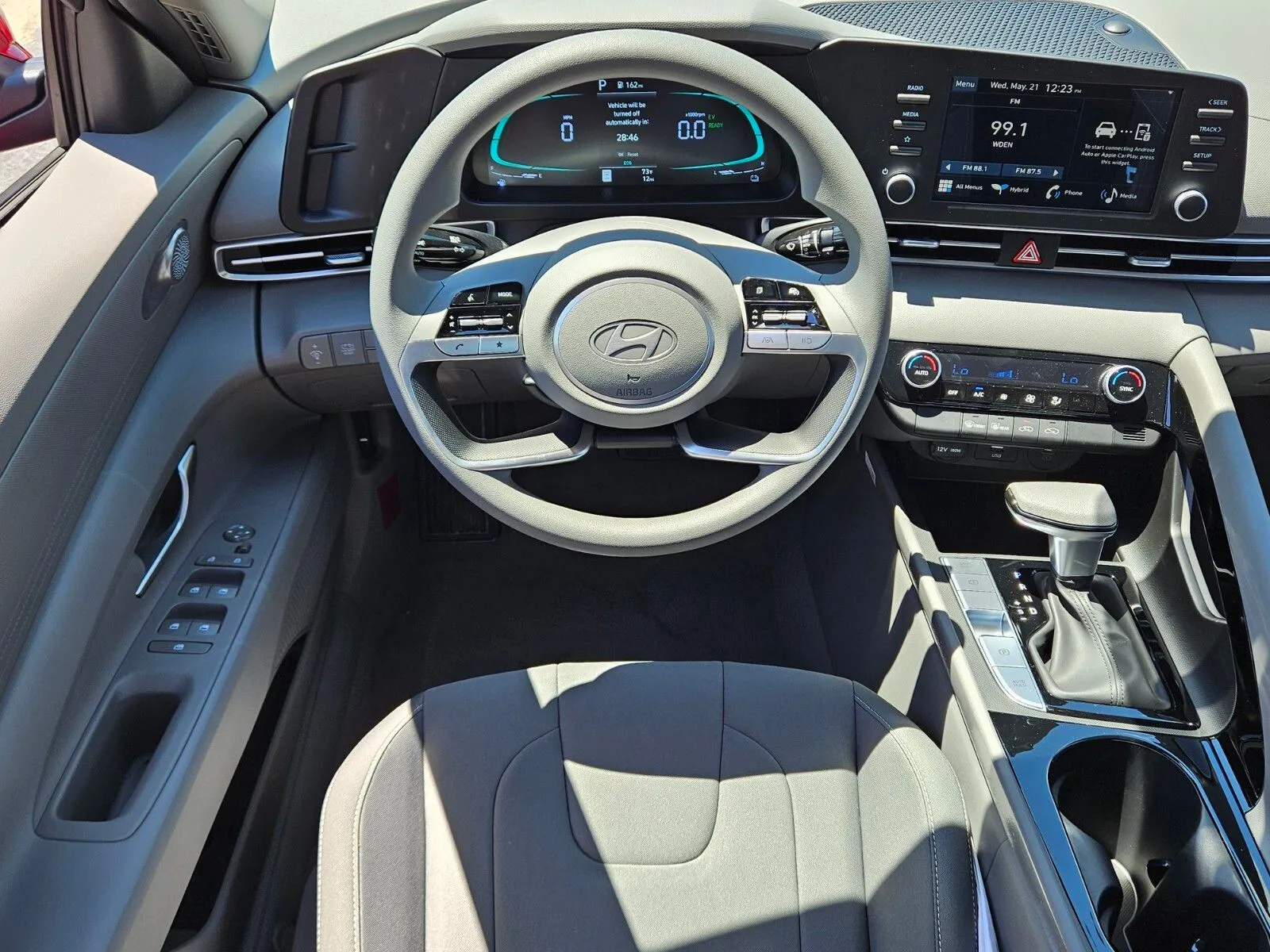 2025 Hyundai Elantra Blue - Photo 7