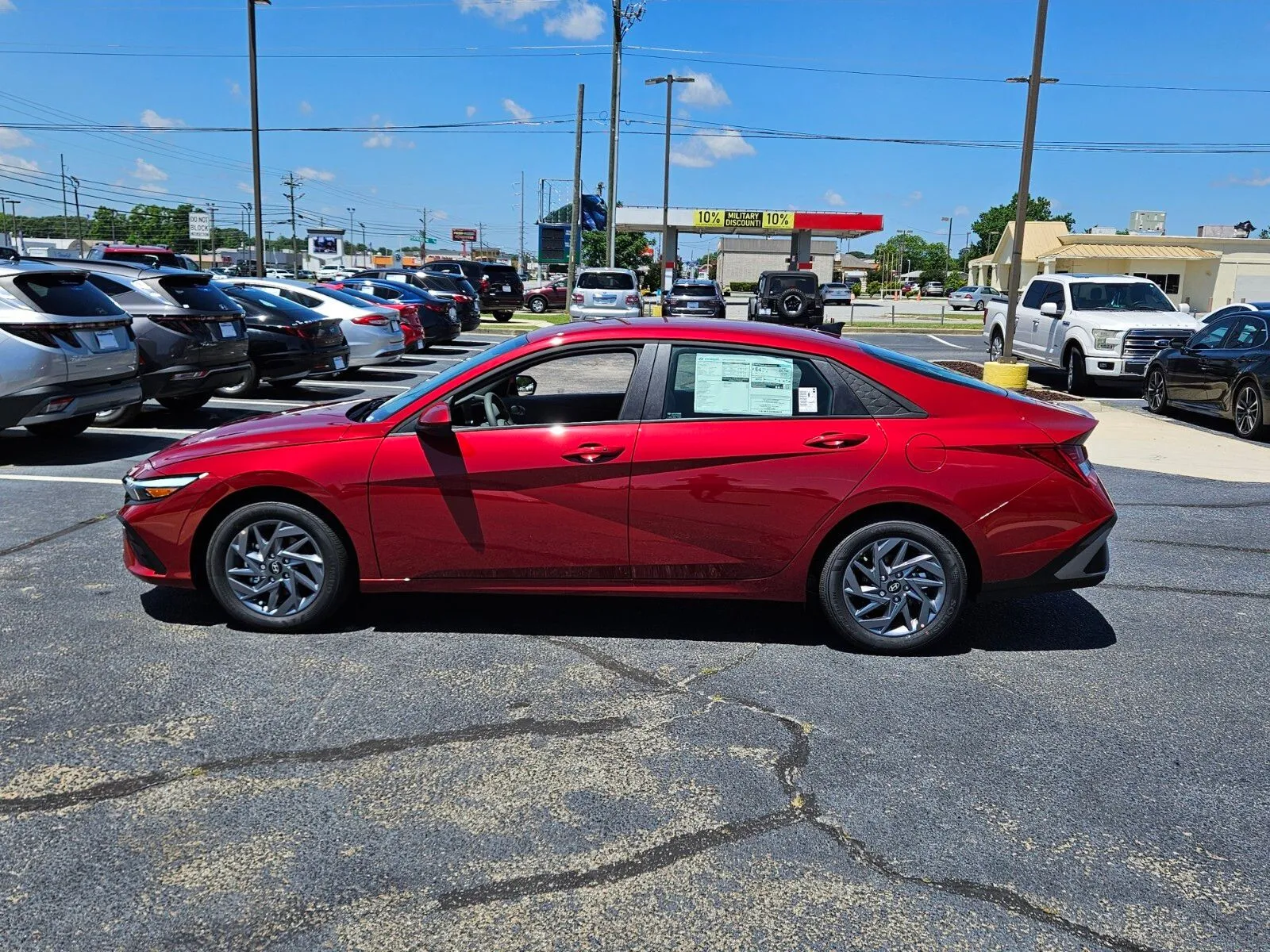 2025 Hyundai Elantra Blue - Photo 4