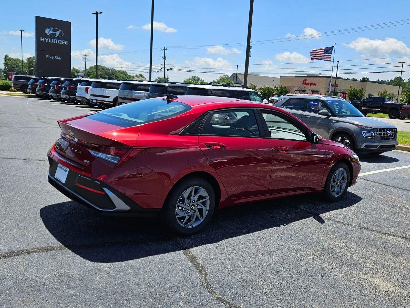 2025 Hyundai Elantra Blue - Photo 12