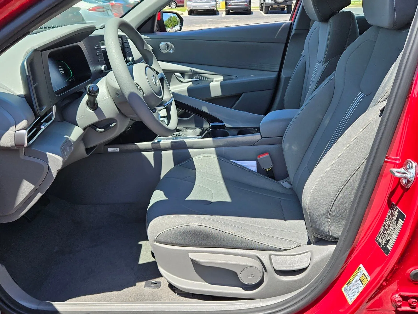 2025 Hyundai Elantra Blue - Photo 5
