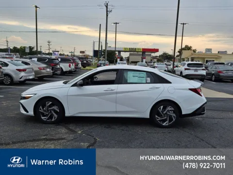 More photos of 2025 Hyundai Elantra SEL Sport at Hyundai Warner Robins, GA