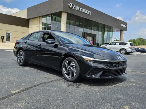 Black 2025 Hyundai Elantra SEL Sport for sale in Warner Robins, GA