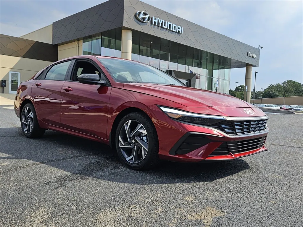 Red 2025 Hyundai Elantra SEL Sport for sale in Warner Robins, GA