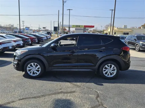 More photos of 2019 Hyundai Tucson SE at ALM Hyundai Warner Robins, GA