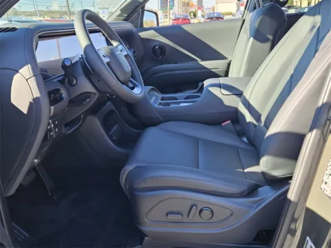 More photos of 2026 Hyundai Palisade XRT Pro at ALM Hyundai Warner Robins, GA