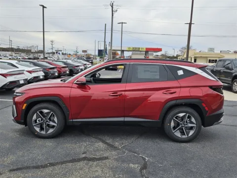 More photos of 2026 Hyundai Tucson SEL Premium at ALM Hyundai Warner Robins, GA