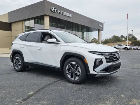 White 2026 Hyundai Tucson SEL Premium for sale in Warner Robins, GA