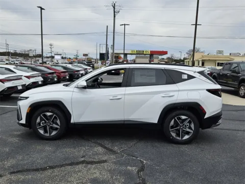 More photos of 2026 Hyundai Tucson SEL Premium at ALM Hyundai Warner Robins, GA