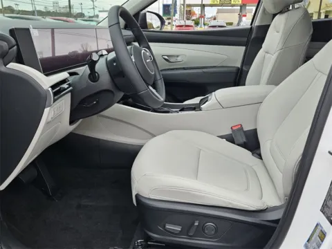 More photos of 2026 Hyundai Tucson SEL Premium at ALM Hyundai Warner Robins, GA