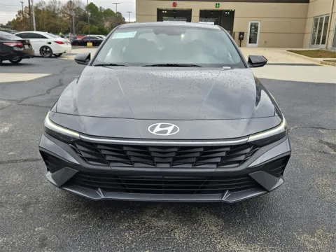 Photos of 2026 Hyundai Elantra SEL Sport for sale in Warner Robins, GA at ALM Hyundai Warner Robins