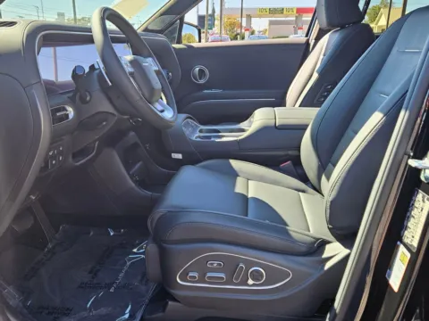 More photos of 2026 Hyundai Palisade Calligraphy at Hyundai Warner Robins, GA