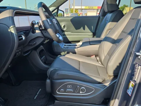 More photos of 2026 Hyundai Palisade Calligraphy at Hyundai Warner Robins, GA