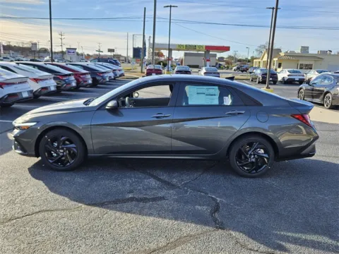 More photos of 2026 Hyundai Elantra SEL Sport at ALM Hyundai Warner Robins, GA