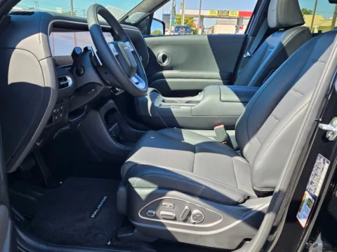 More photos of 2026 Hyundai Palisade Calligraphy at Hyundai Warner Robins, GA