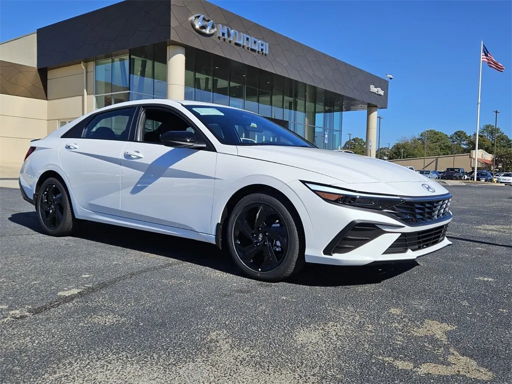 White 2026 Hyundai Elantra SEL Sport for sale in Warner Robins, GA