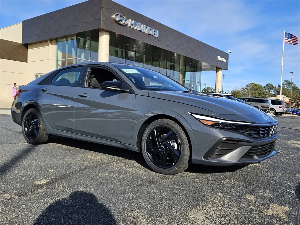 Gray 2026 Hyundai Elantra SEL Sport for sale in Warner Robins, GA