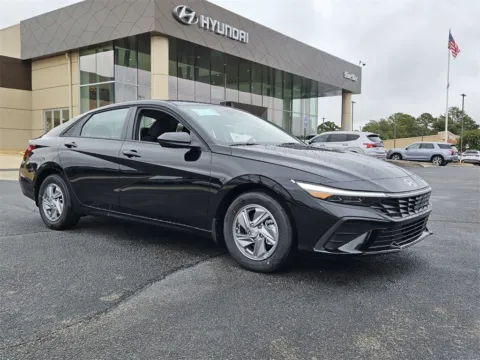 Black 2026 Hyundai Elantra SE for sale in Warner Robins, GA