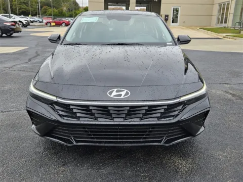 Photos of 2026 Hyundai Elantra SE for sale in Warner Robins, GA at ALM Hyundai Warner Robins