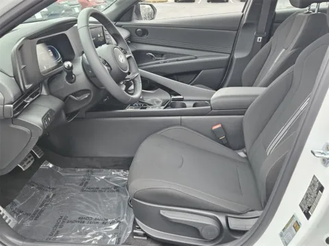 More photos of 2026 Hyundai Elantra SEL Sport at ALM Hyundai Warner Robins, GA