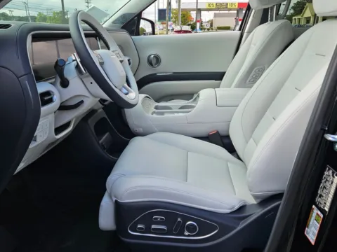 More photos of 2026 Hyundai Palisade Calligraphy at Hyundai Warner Robins, GA