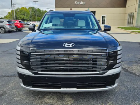 Photos of 2026 Hyundai Palisade Calligraphy for sale in Warner Robins, GA at Hyundai Warner Robins