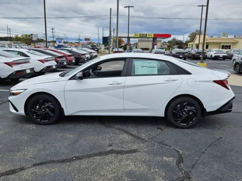 More photos of 2026 Hyundai Elantra SEL Sport at Hyundai Warner Robins, GA