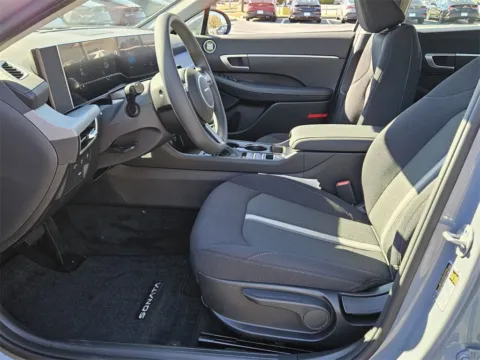 More photos of 2026 Hyundai Sonata SE at ALM Hyundai Warner Robins, GA