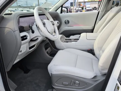 More photos of 2026 Hyundai Palisade SEL Premium at Hyundai Warner Robins, GA