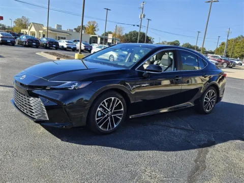 Another view of 2025 Toyota Camry for sale in Warner Robins, GA at ALM Hyundai Warner Robins