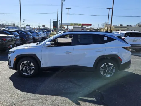 More photos of 2025 Hyundai Tucson SEL Convenience at ALM Hyundai Warner Robins, GA