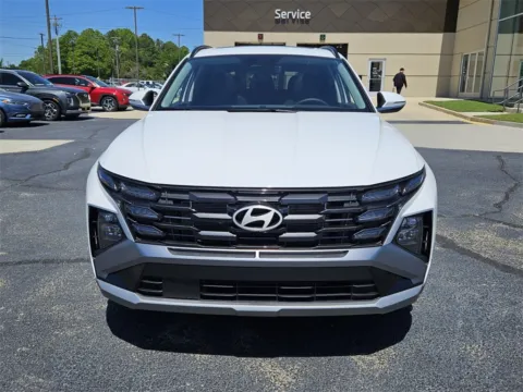 Photos of 2025 Hyundai Tucson SEL Convenience for sale in Warner Robins, GA at ALM Hyundai Warner Robins