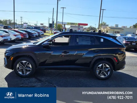 More photos of 2025 Hyundai Tucson Hybrid SEL Convenience at Hyundai Warner Robins, GA