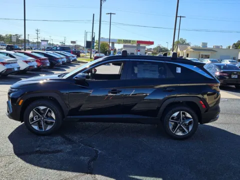 More photos of 2025 Hyundai Tucson Hybrid SEL Convenience at Hyundai Warner Robins, GA