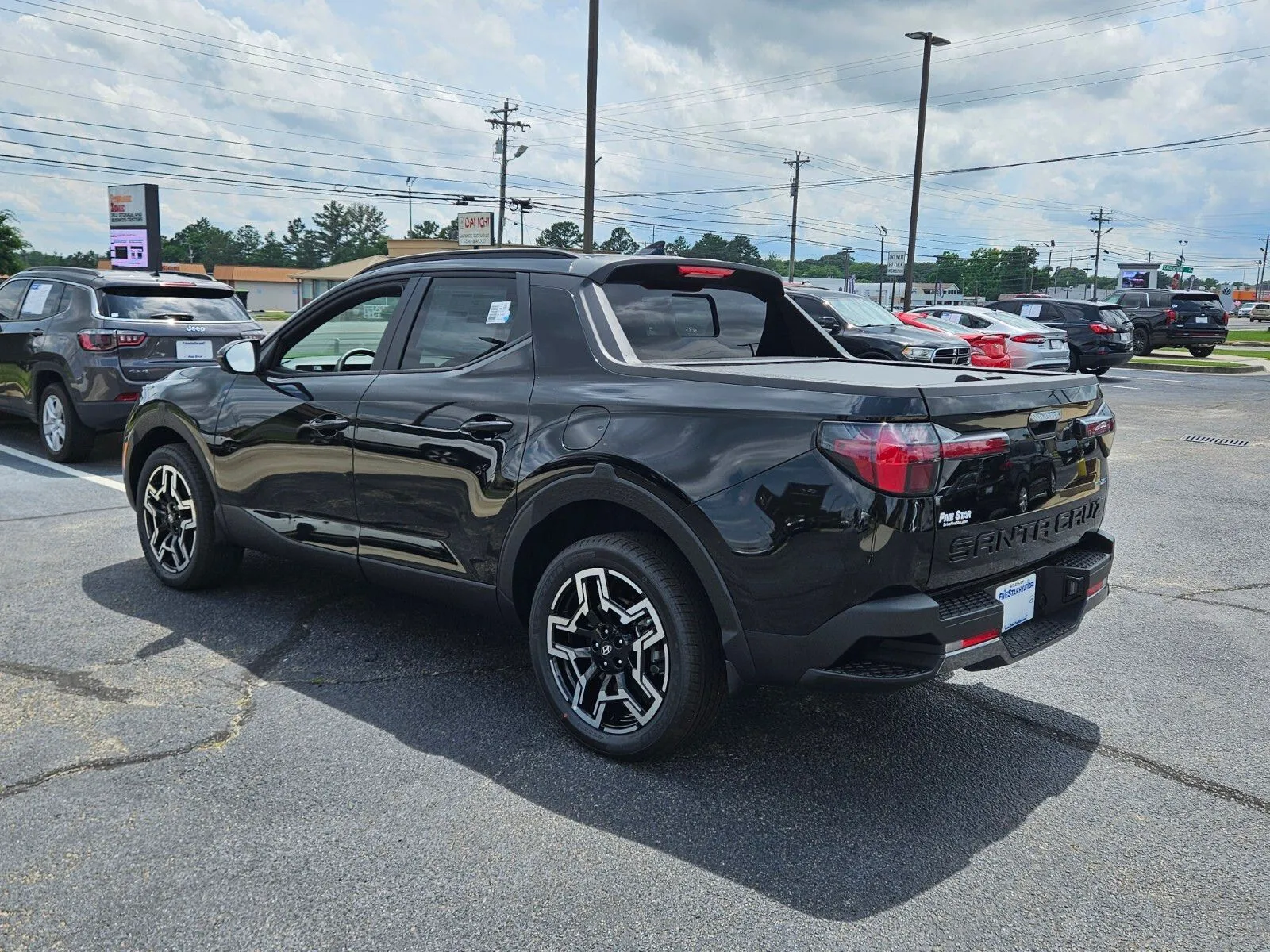 2025 Hyundai Santa Cruz Limited - Photo 9