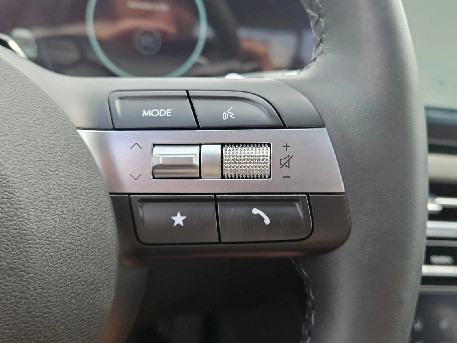 2025 Hyundai Santa Cruz Limited - Photo 25