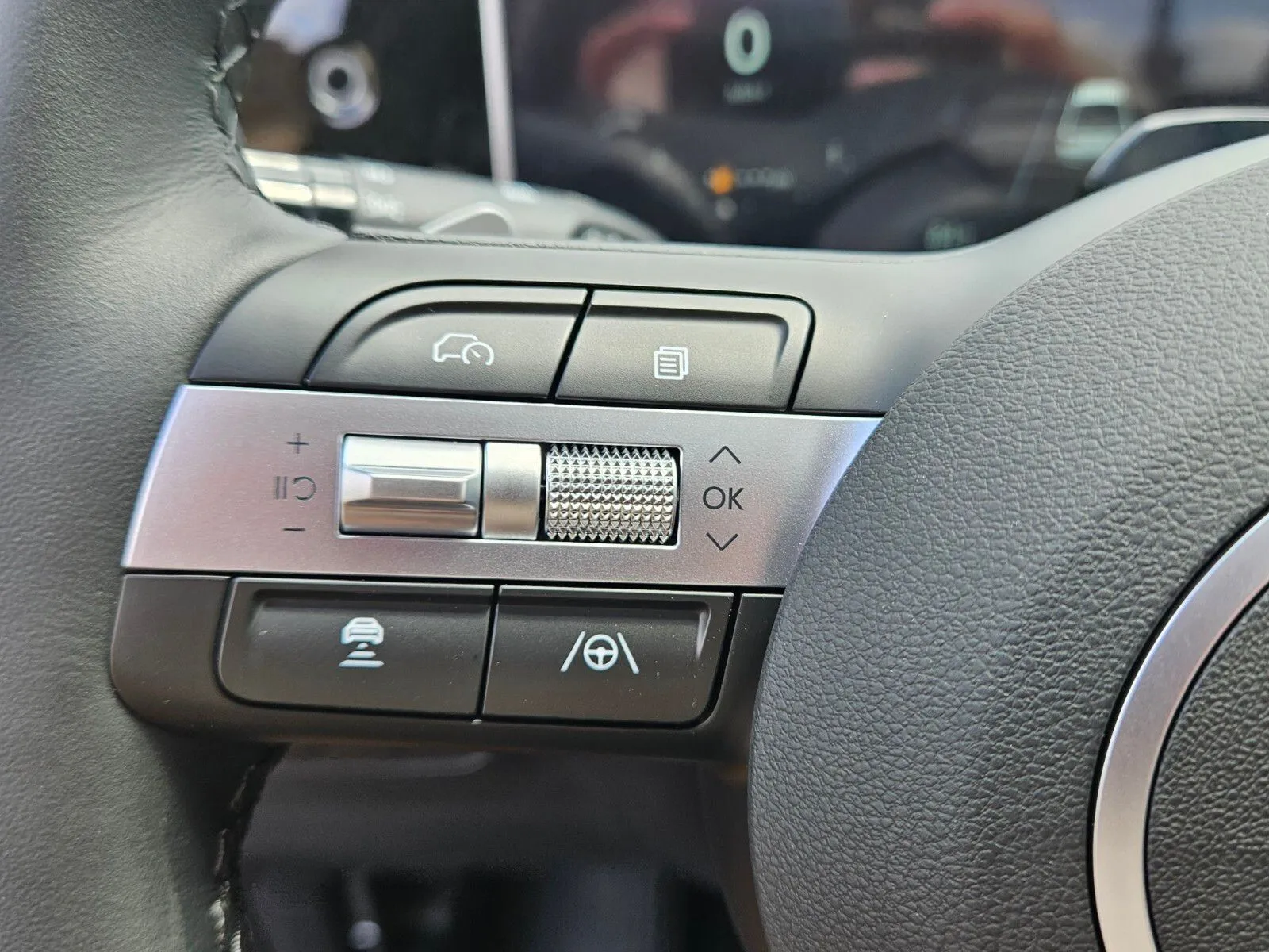 2025 Hyundai Santa Cruz Limited - Photo 24