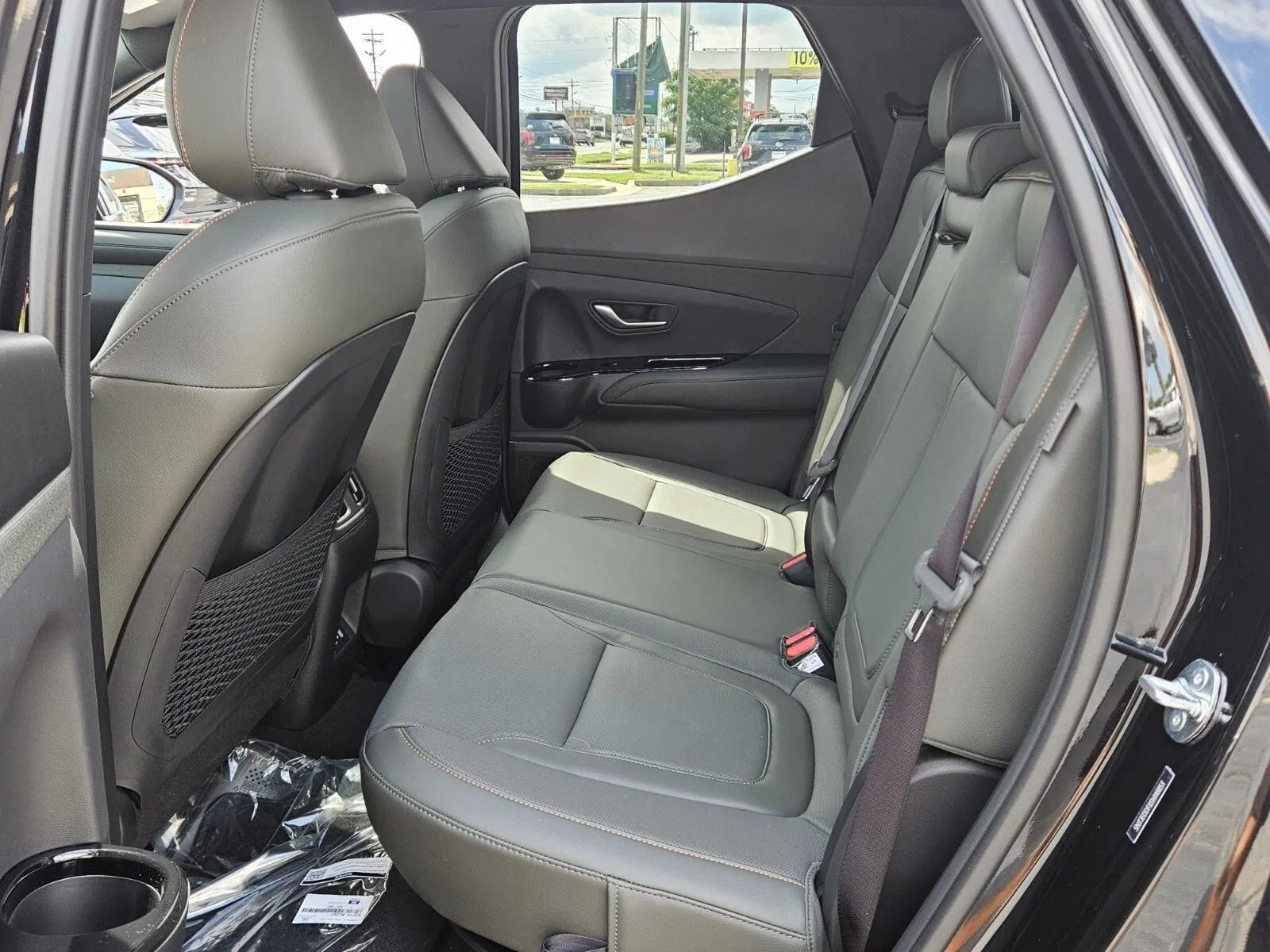 2025 Hyundai Santa Cruz Limited - Photo 6