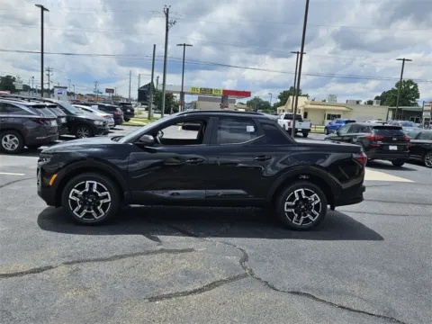 More photos of 2025 Hyundai Santa Cruz Limited at ALM Hyundai Warner Robins, GA