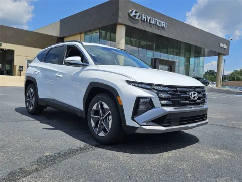 White 2025 Hyundai Tucson SEL Convenience for sale in Warner Robins, GA
