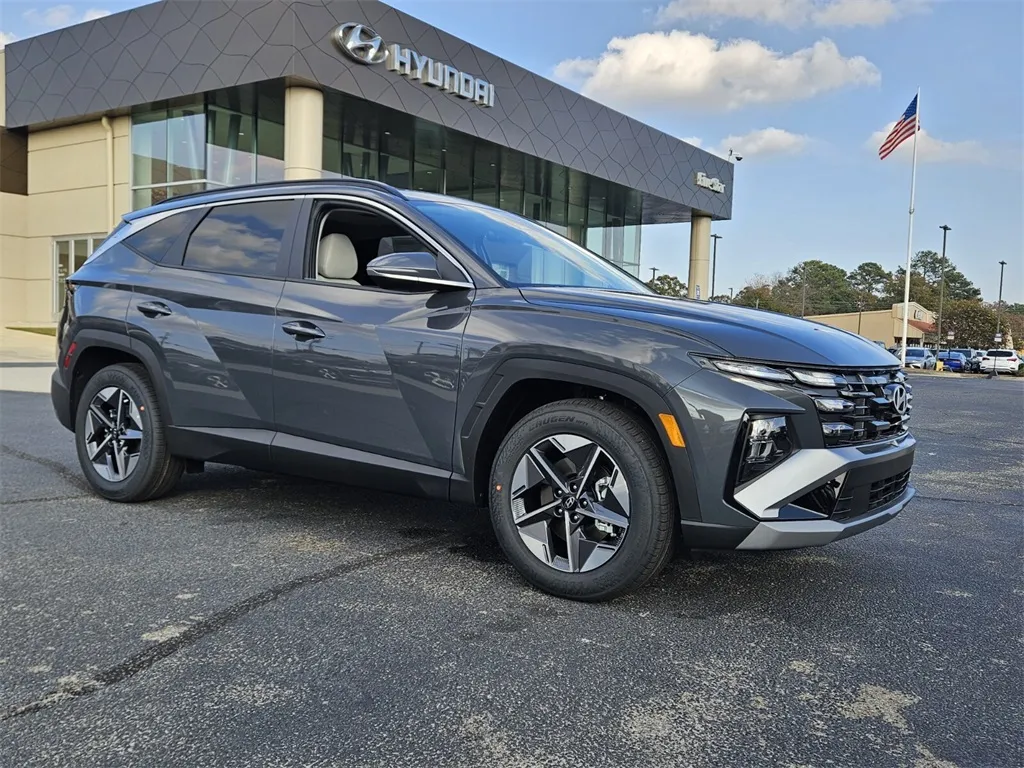 Gray 2026 Hyundai Tucson SEL Premium for sale in Warner Robins, GA