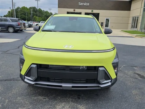 Photos of 2026 Hyundai Kona SEL Premium for sale in Warner Robins, GA at ALM Hyundai Warner Robins