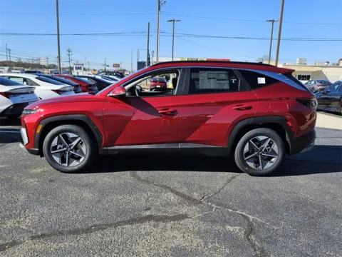 More photos of 2026 Hyundai Tucson SEL Premium at ALM Hyundai Warner Robins, GA